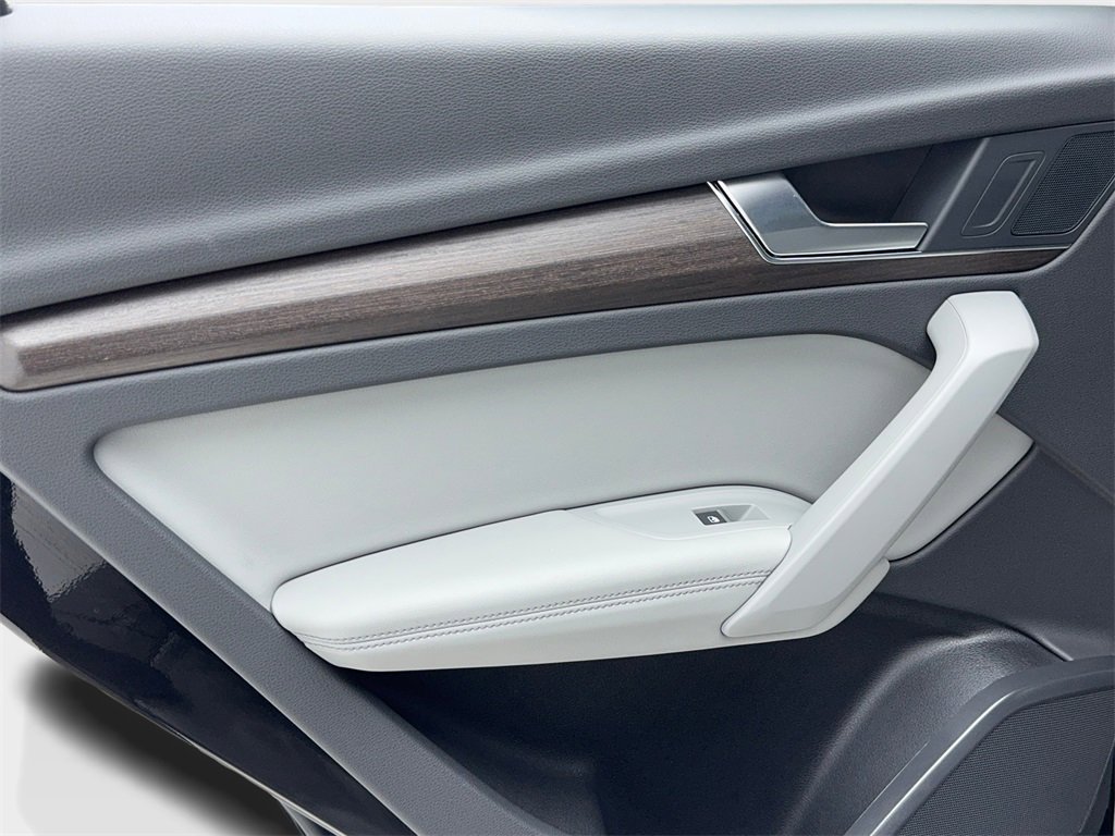 Used 2022 Audi Q5 2.0T Premium Plus image 40