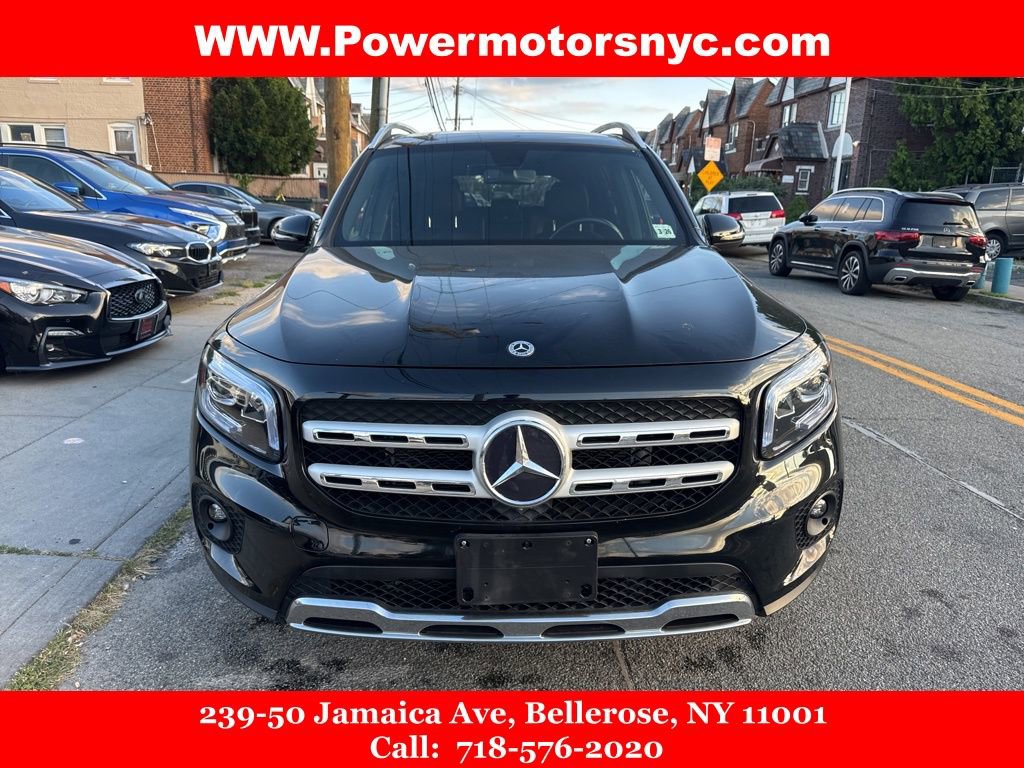Used 2021 Mercedes-Benz GLB 250 4MATIC w/ Premium Package image 8