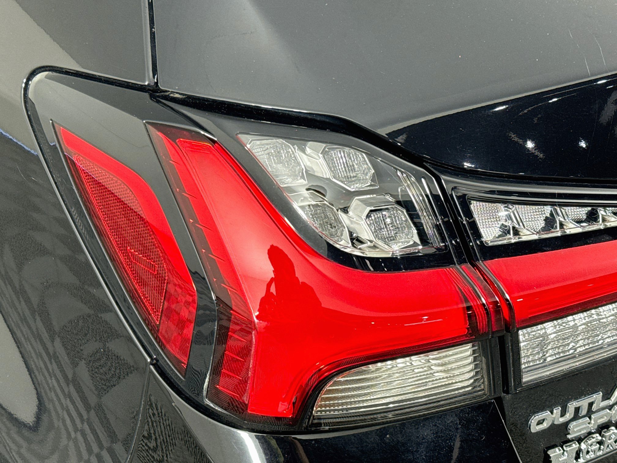 Used 2023 Mitsubishi Outlander Sport ES AWD/4WD image 33