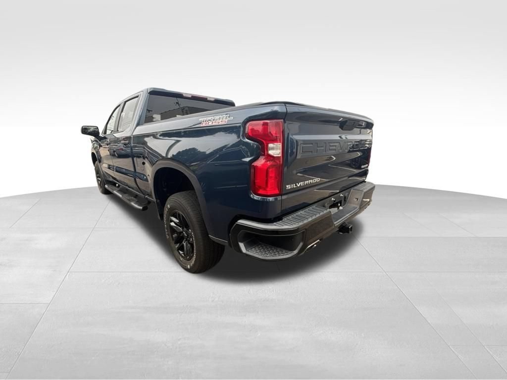 Used 2019 Chevrolet Silverado 1500 Custom Trail Boss w/ Custom Convenience Package AWD/4WD image 4
