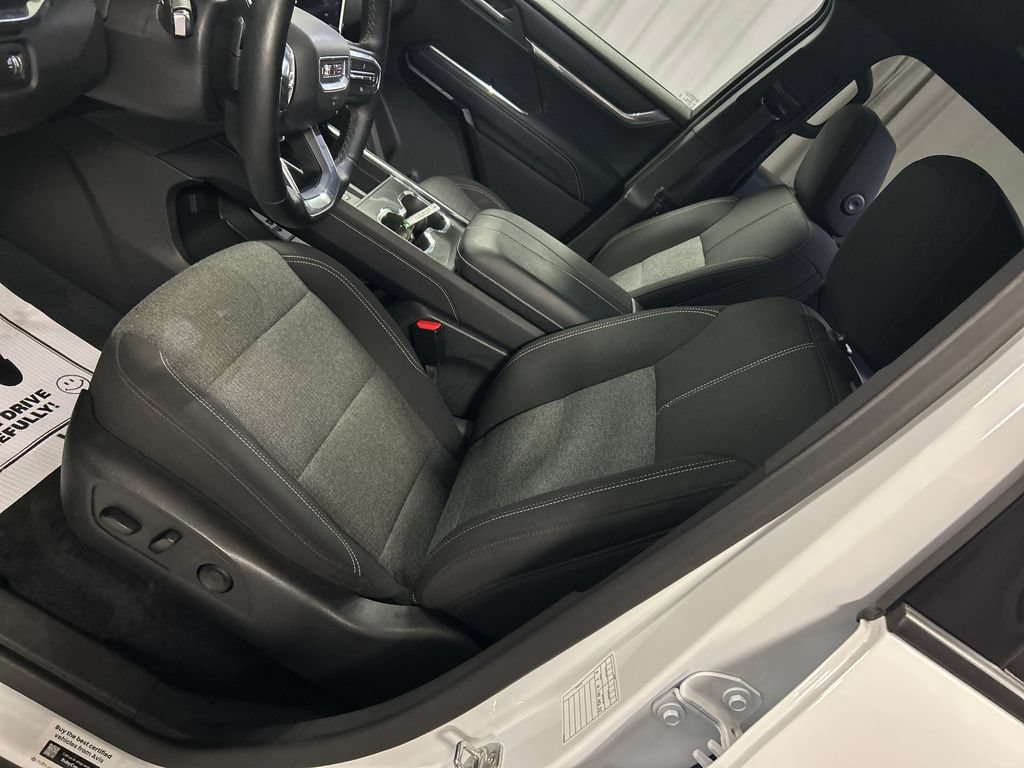 Used 2025 GMC Acadia Elevation FWD image 12