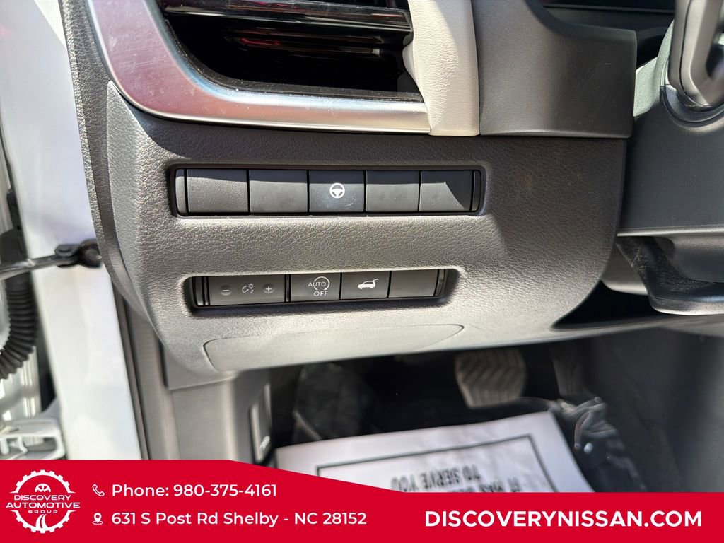 Certified 2024 Nissan Rogue SL w/ SL Premium Package FWD image 15