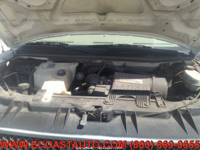 Used 2008 Chevrolet Express 2500 RWD image 6