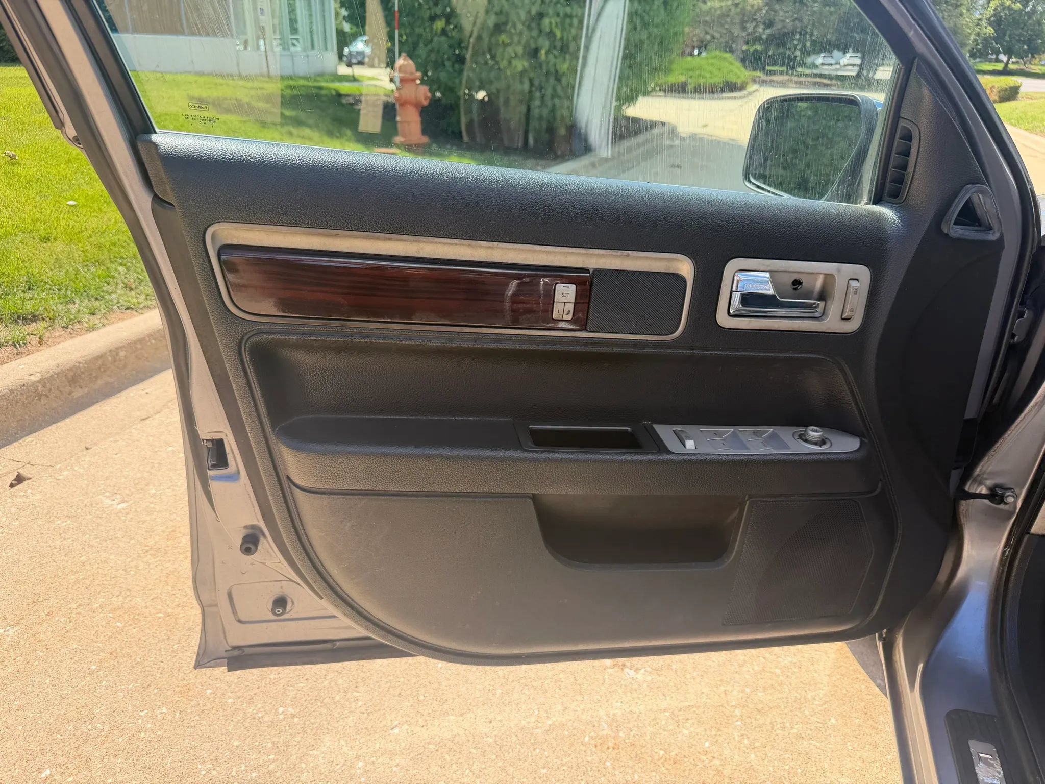 Used 2006 Lincoln Zephyr FWD image 15