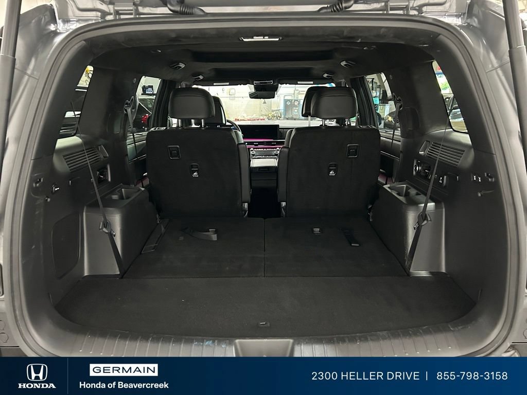 Used 2025 Hyundai Santa Fe Calligraphy AWD/4WD image 31