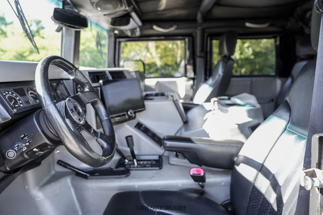 Used 2003 HUMMER H1 4-Door Open Top AWD/4WD image 41