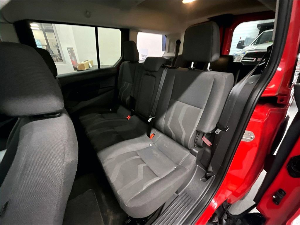 Used 2018 Ford Transit Connect XLT image 15