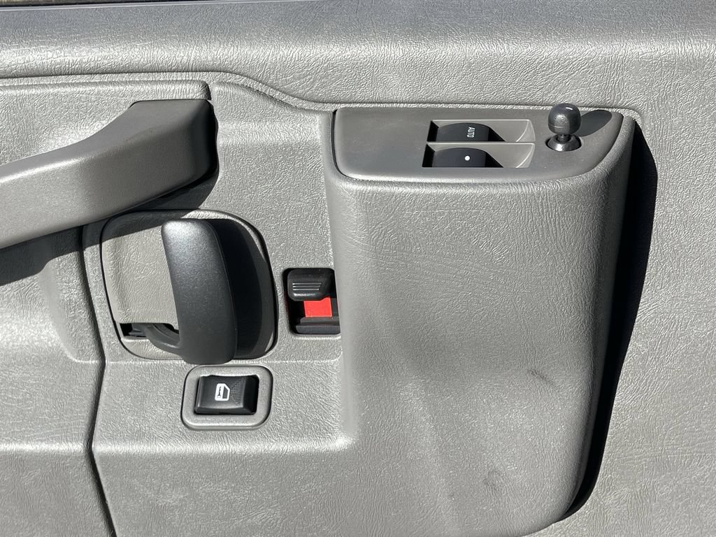 New 2025 GMC Savana 2500 Extended w/ Driver Convenience Package RWD image 24
