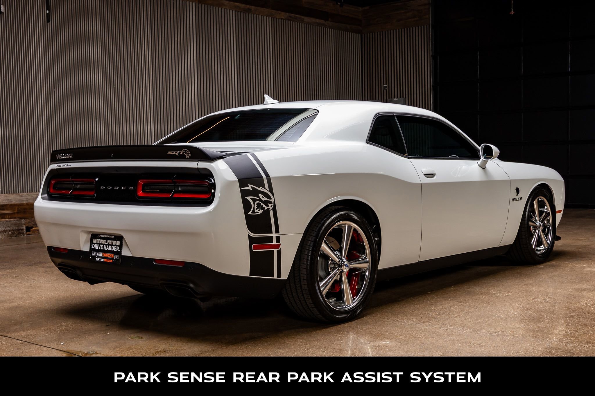 Used 2018 Dodge Challenger SRT Hellcat image 9