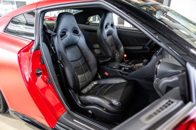 Used 2023 Nissan GT-R Premium w/ Premium Interior Package AWD/4WD image 53