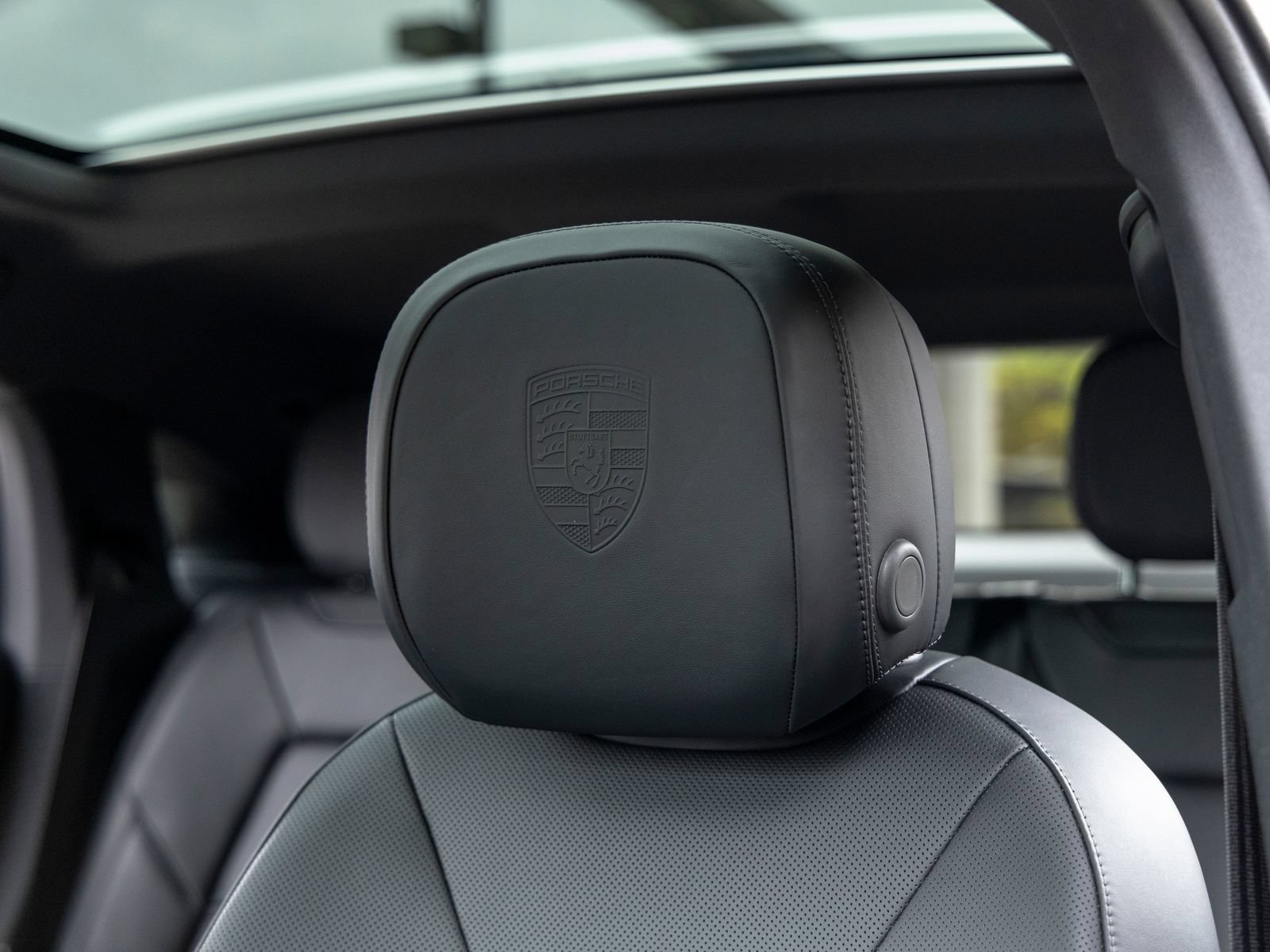 Certified 2026 Porsche Cayenne Coupe AWD/4WD image 27
