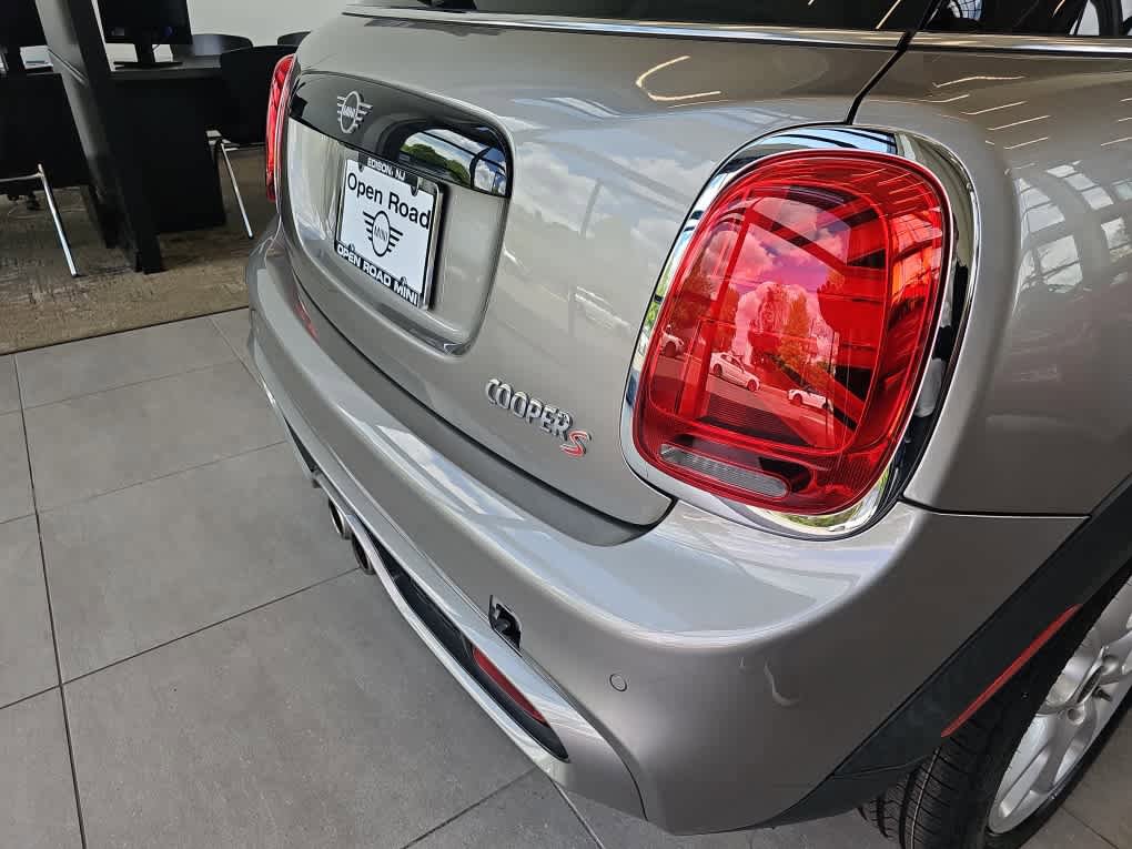 Used 2020 MINI Cooper S FWD image 11