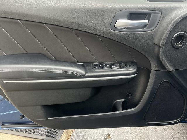 Used 2022 Dodge Charger SXT image 15