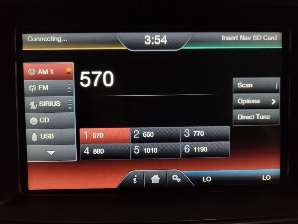 Used 2016 Ford Explorer XLT w/ Equipment Group 202A AWD/4WD image 25