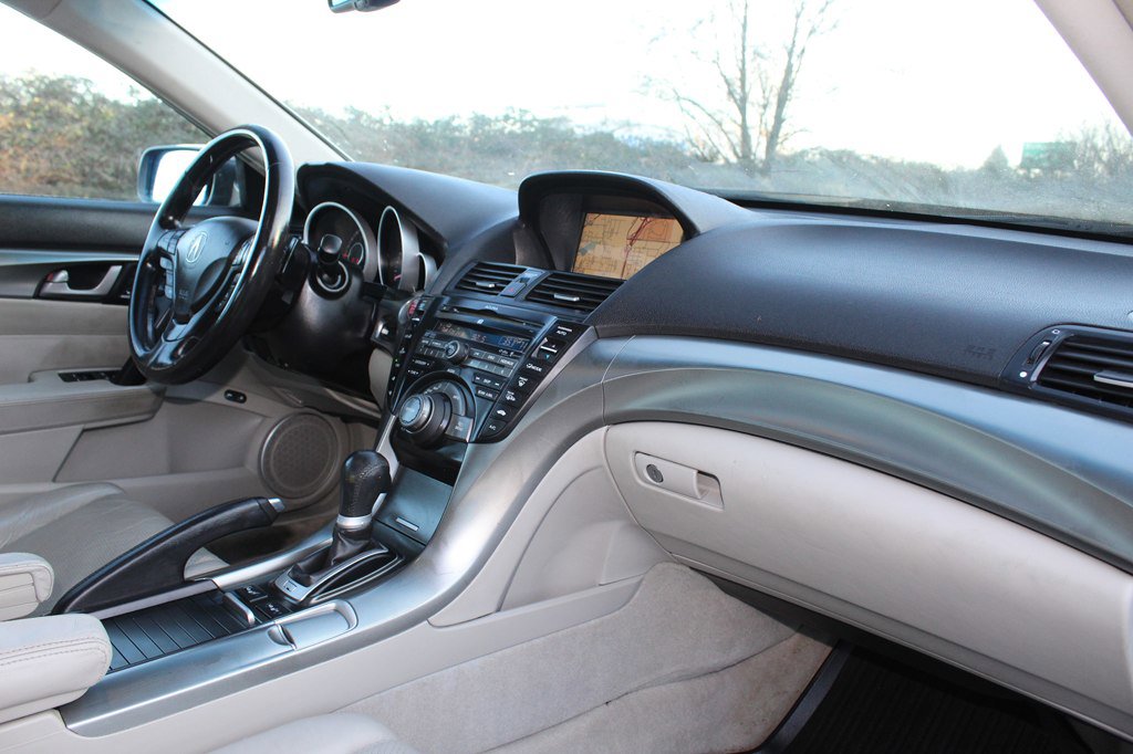 Used 2011 Acura TL w/ Technology Package image 17