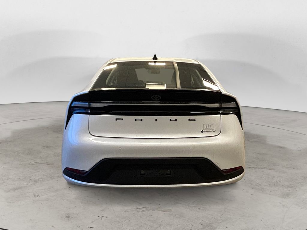 New 2026 Toyota Prius Plug-In Hybrid image 4