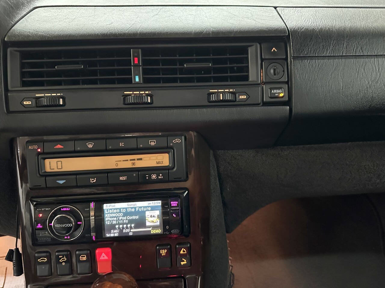 Used 2000 Mercedes-Benz SL 500 image 12