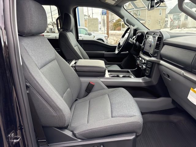 New 2026 Ford F150 XLT w/ Equipment Group 302A MID AWD/4WD image 32