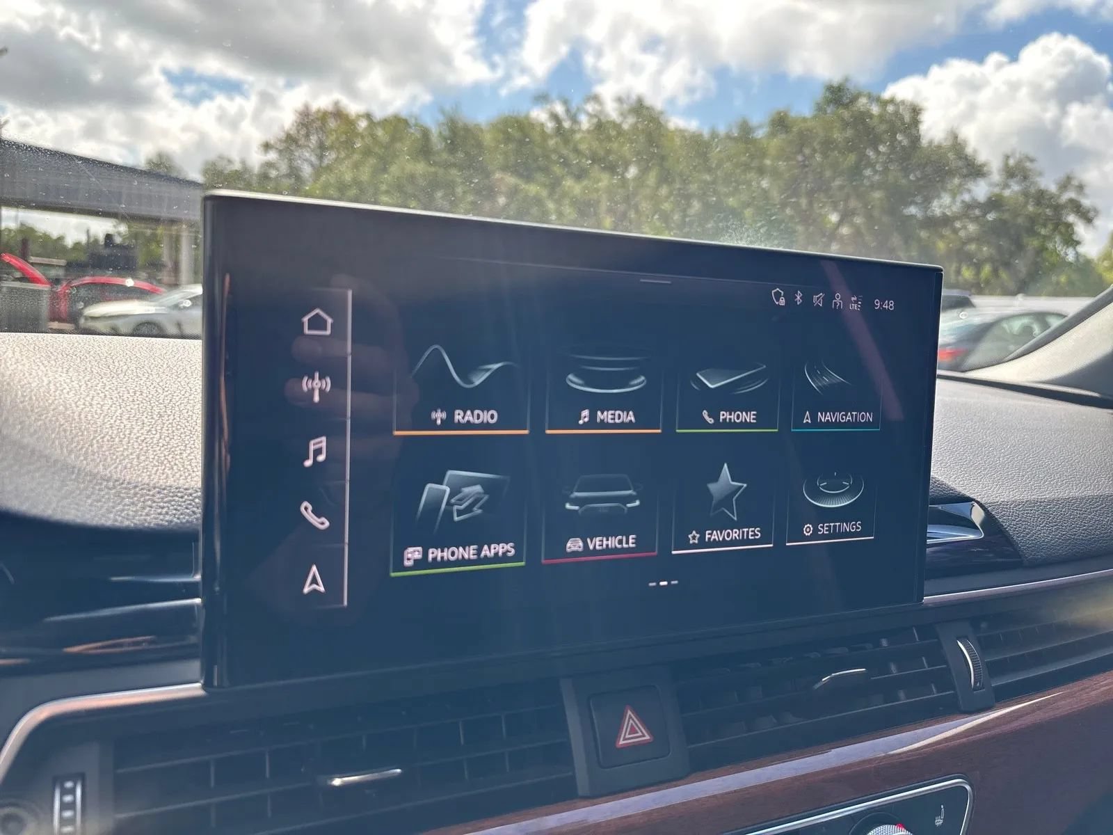 Used 2021 Audi A4 2.0T Premium w/ Convenience Package AWD/4WD image 19