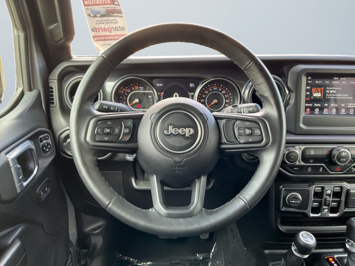 Used 2021 Jeep Wrangler Unlimited Sport AWD/4WD image 11