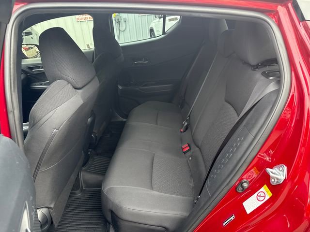 Used 2018 Toyota C-HR XLE FWD image 13