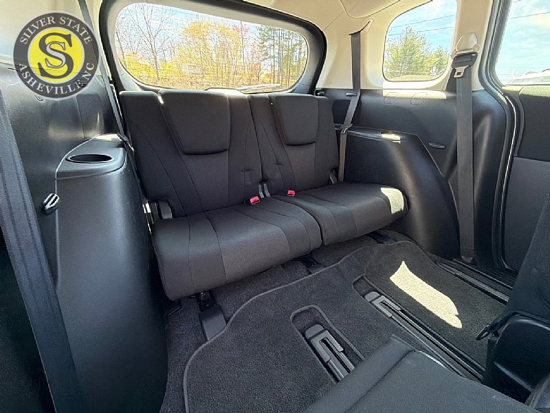 Used 2013 MAZDA MAZDA5 Touring w/ Moonroof & Audio Pkg image 24