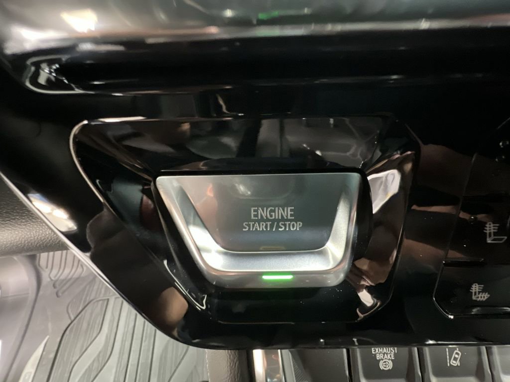 New 2026 GMC Sierra 3500 Denali w/ Denali Reserve Package image 17