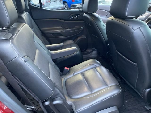 Used 2018 GMC Acadia SLT w/ LPO, Floor Liner Package image 37