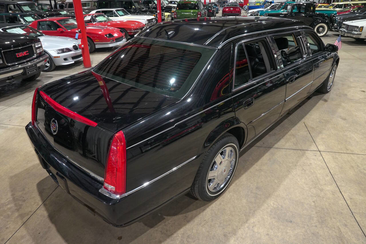 Used 2008 Cadillac DTS Limousine FWD image 17