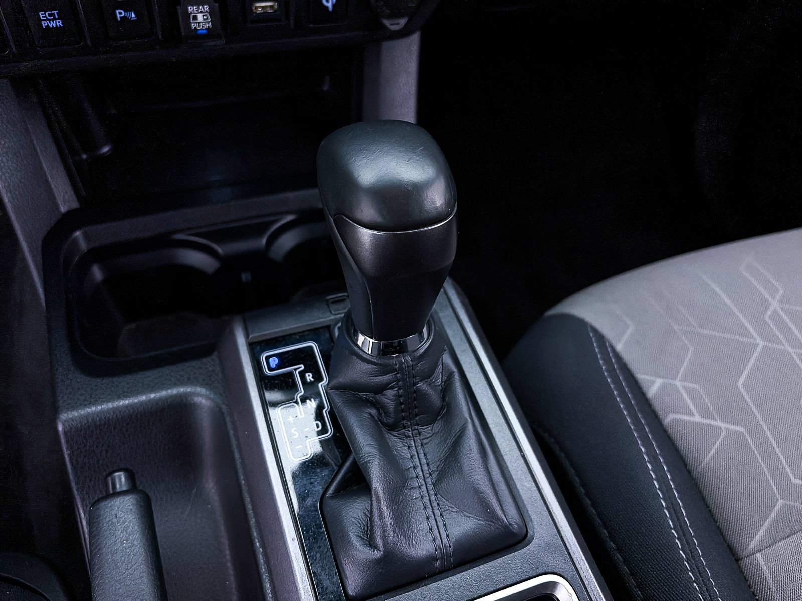 Used 2023 Toyota Tacoma TRD Sport AWD/4WD image 22
