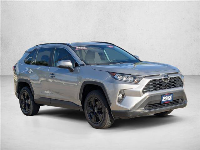 Used 2020 Toyota RAV4 XLE w/ All Weather Liner Package video 3