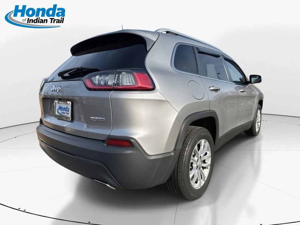 Used 2019 Jeep Cherokee Latitude w/ Popular Appearance Group image 5