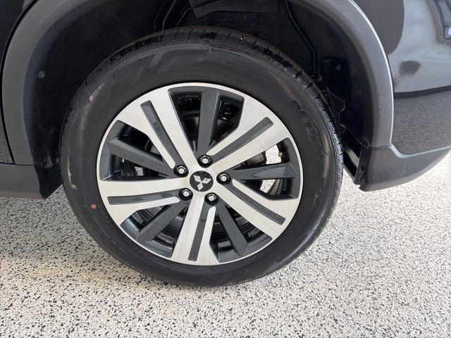 Used 2024 Mitsubishi Outlander Sport AWD image 32