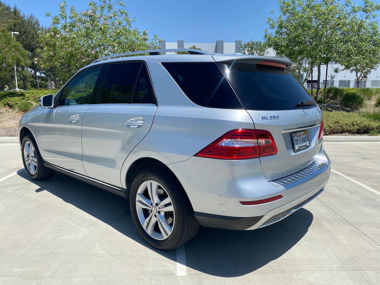 Used 2013 Mercedes-Benz ML 350 BlueTEC 4MATIC w/ Premium 1 Pkg image 4
