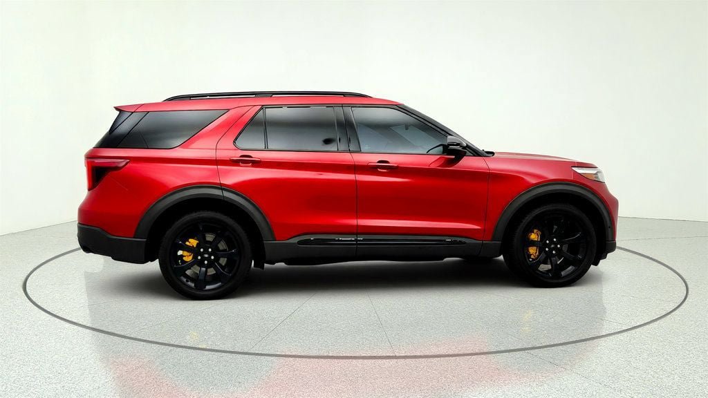 Used 2020 Ford Explorer ST w/ ST High-Performance Pack AWD/4WD image 4