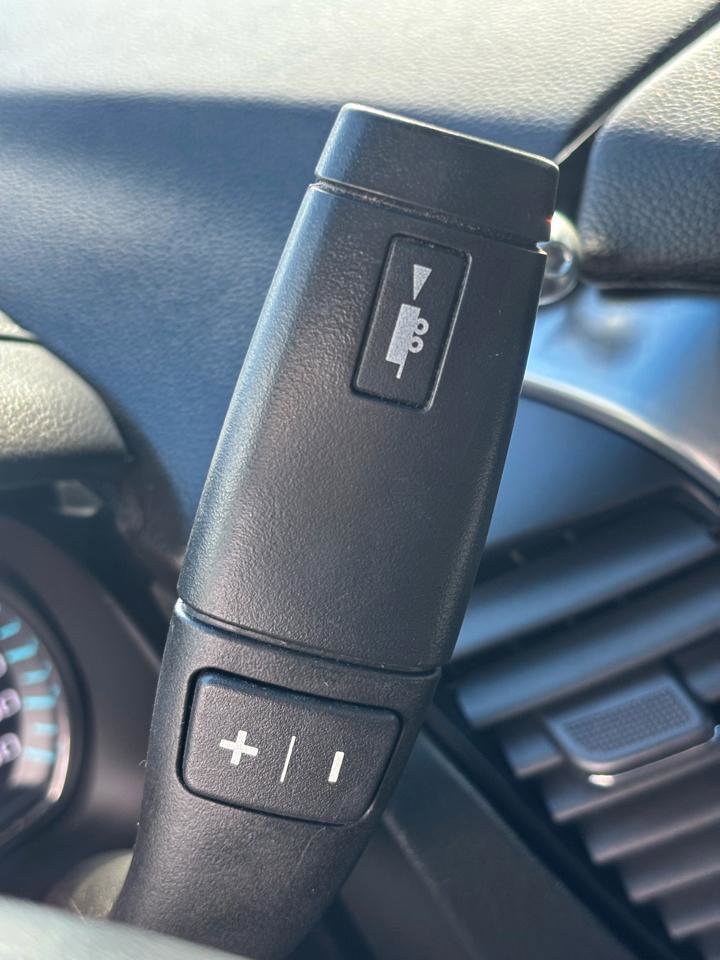 Used 2019 Chevrolet Suburban LT AWD/4WD image 18