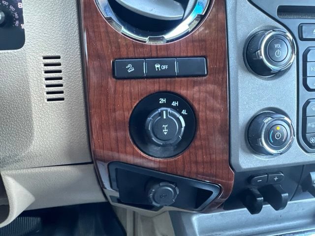 Used 2015 Ford F250 King Ranch w/ FX4 Off-Road Package AWD/4WD image 22