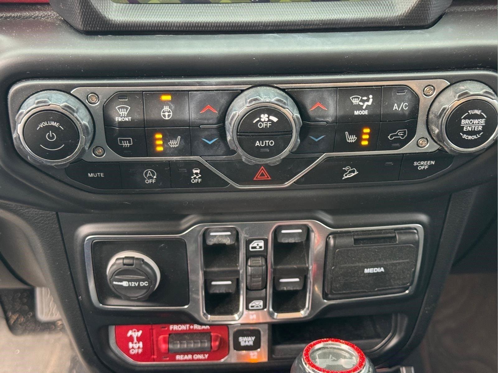 Used 2020 Jeep Wrangler Unlimited Rubicon AWD/4WD image 22