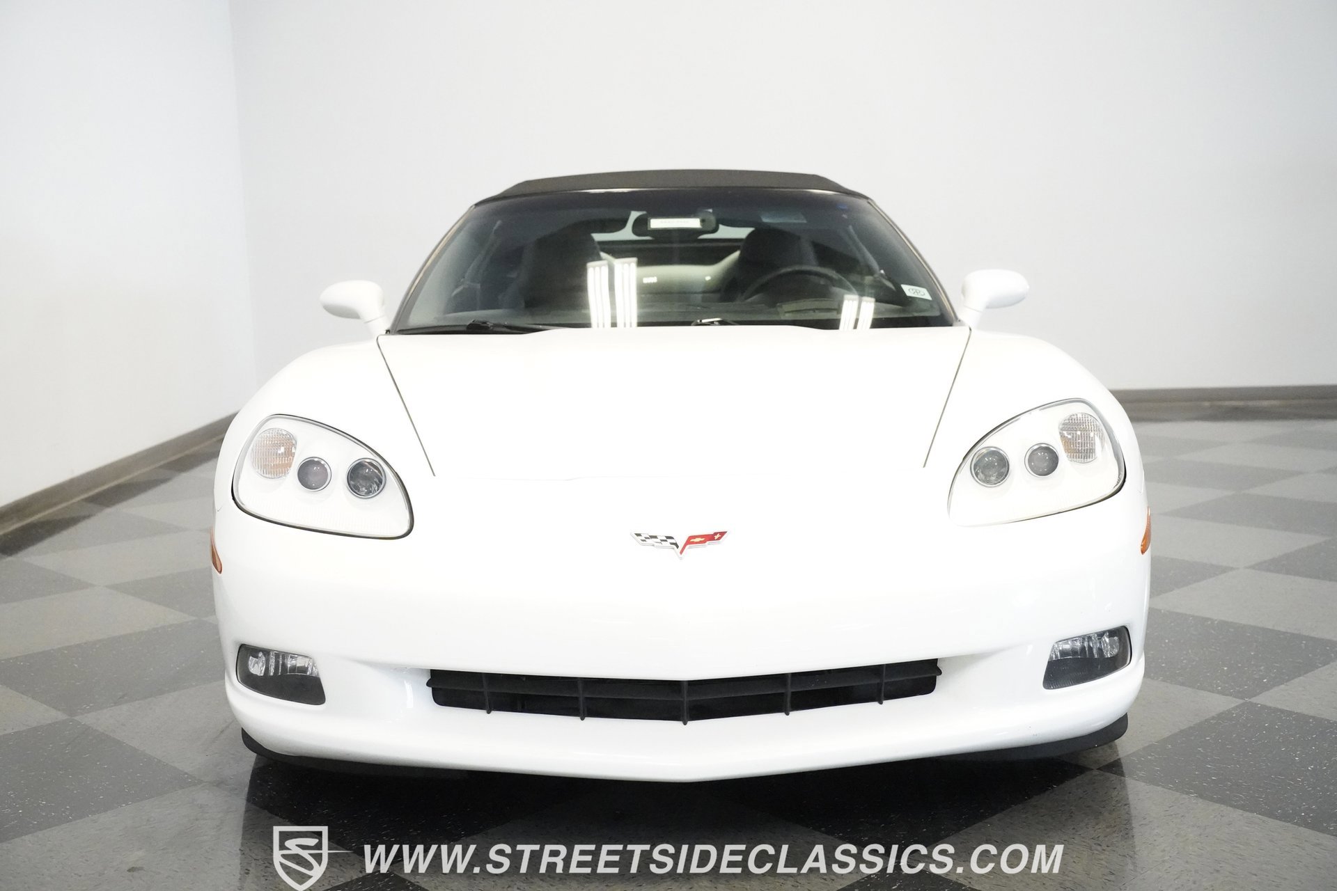 Used 2005 Chevrolet Corvette Convertible w/ Preferred Equipment Group image 6