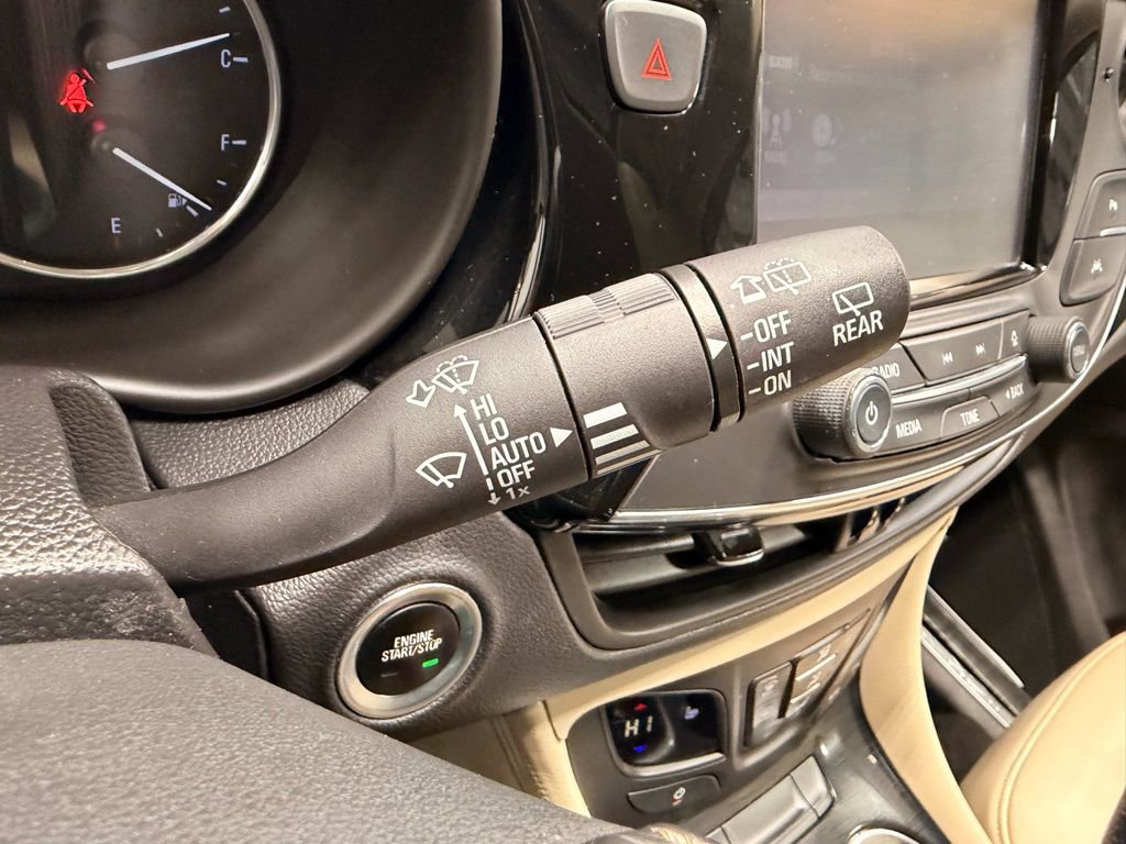 Used 2017 Buick Envision Premium image 33