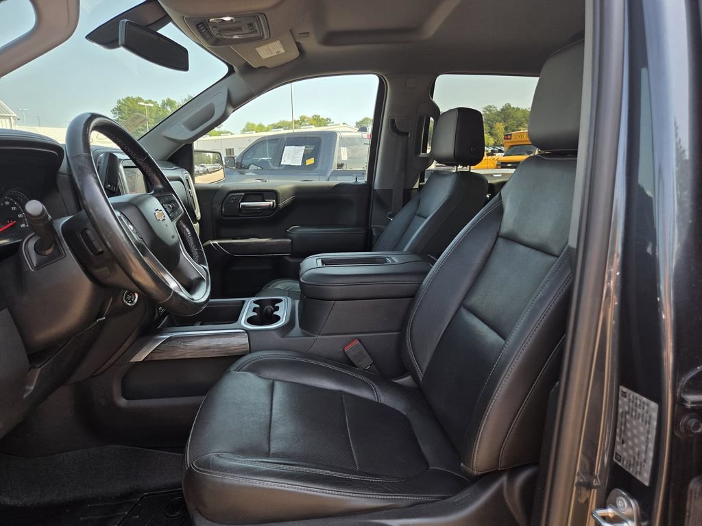 Used 2019 Chevrolet Silverado 1500 LTZ w/ LTZ Plus Package AWD/4WD image 15