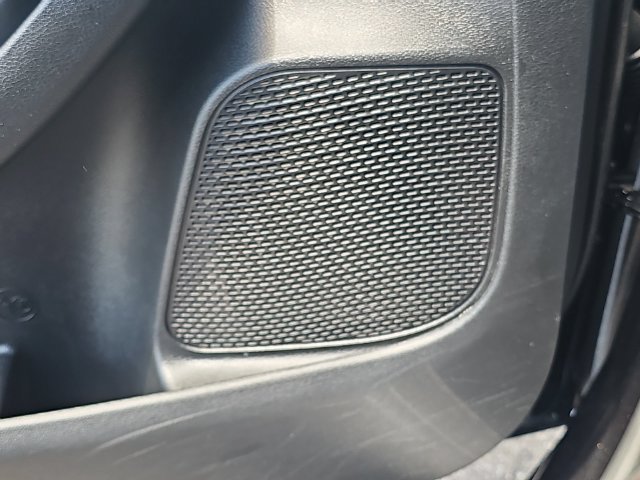 Used 2025 Chrysler Pacifica Select FWD image 26