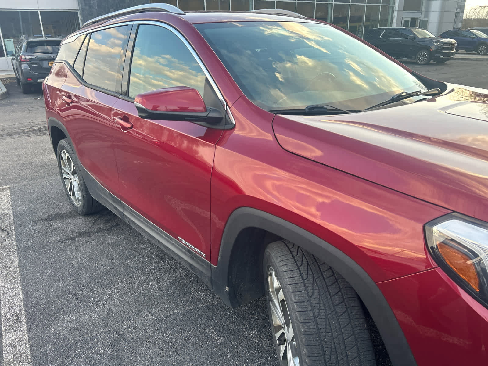 Used 2018 GMC Terrain SLT w/ Preferred Package AWD/4WD image 8