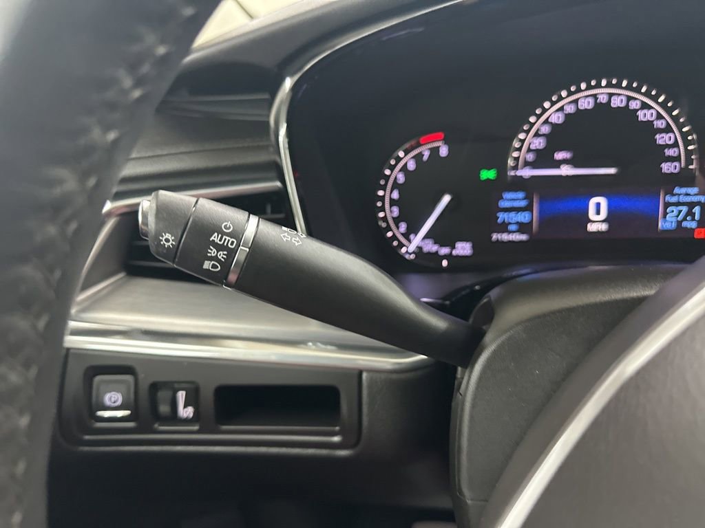 Used 2017 Cadillac XT5 Luxury FWD image 37