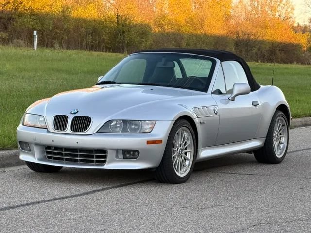 Used 2002 BMW Z3 3.0i RWD image 9