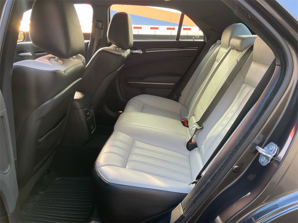 Used 2021 Chrysler 300 S w/ Popular Equipment Group image 29