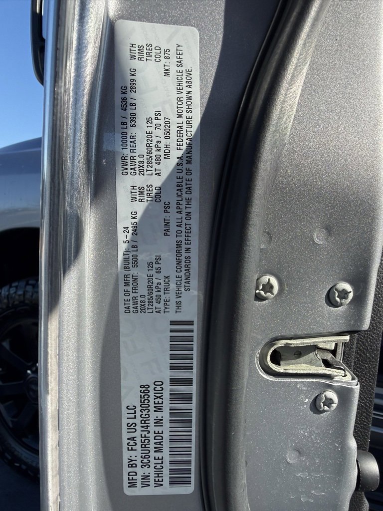 Used 2024 RAM 2500 Laramie w/ Night Edition image 34