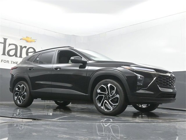 New 2026 Chevrolet Trax RS w/ Sunroof Package image 2