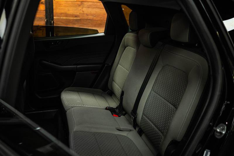 Used 2022 Ford Escape SE w/ Cold Weather Package image 10