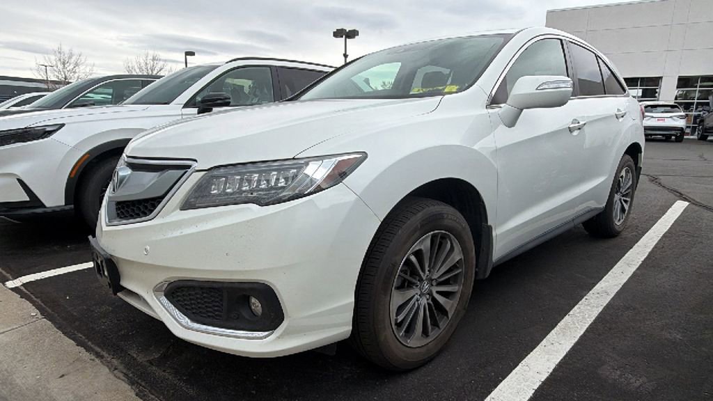 Used 2017 Acura RDX AWD w/ Advance Package image 4